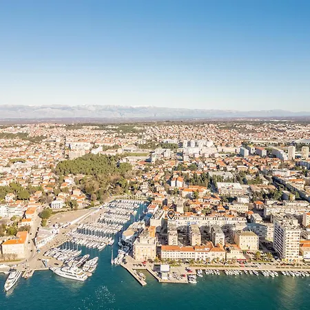 아파트 A&m 3 Bridge Luxury Center