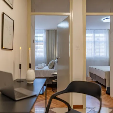 Daire A&m 3 Bridge Luxury Center